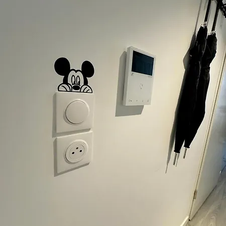 Mickey & Friends Magic - 6 Min From Disneyland Paris